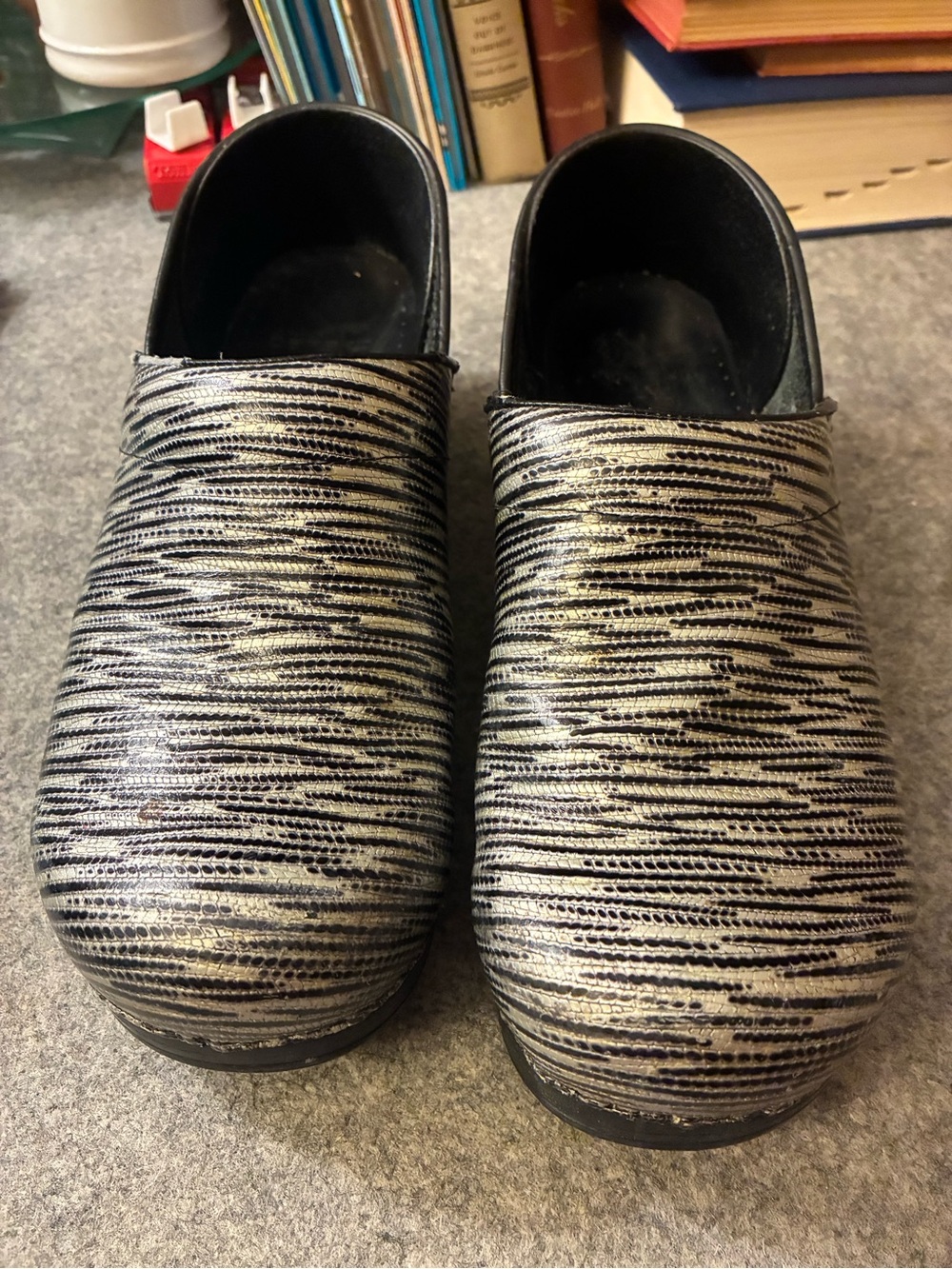 Dansko Men’s Black and Silver Textured Slip-On Clogs